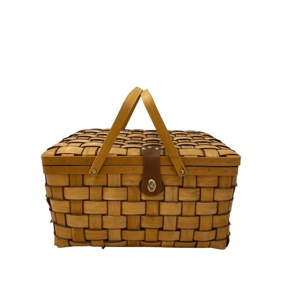Vintage Picnic Woven Basket Set for 4 Person
